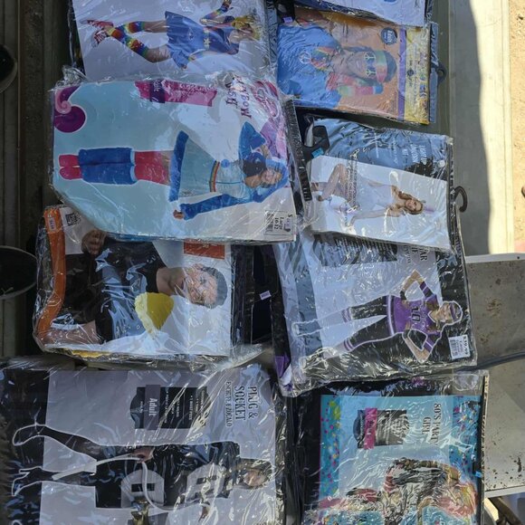 Halloween costumes - Picture 15 of 16